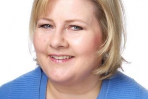 ‘노르웨이 메르켈’ 솔베르그   8년만에 우파정권 탄생 견인