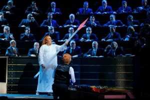 5시간 15분 공연에 인터미션 1시간… 관객들 버틸까