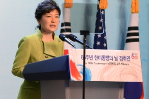 朴대통령 ‘진영 항명 파문’ 정면돌파