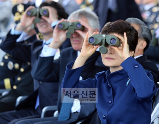 [포토] 국군의날 행사 망원경으로 보시면 더 잘보여요