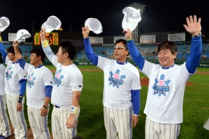 삼성, 프로야구 사상 첫 정규시즌 3연패