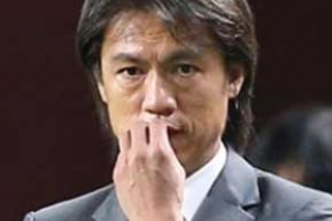 “홍명보 아이들 못하면 1순위로 자를 것”