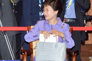 朴대통령, APEC 인프라투자 외교 박차