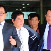 [포토] 심형래, 공판 후 빠르게 자리를 피하는