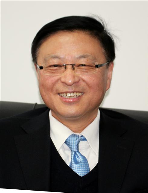 옌쉐퉁 중국 칭화대 당대 국제관계학원장