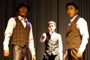 또 뭉친 김운기·이희준 콤비 ‘소극장 쇼 뮤지컬’ 막을 열다