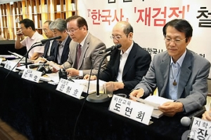 7종교과서 집필진 “자체적으로 수정안 만들겠다”