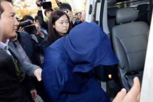 계모에게 맞아 숨진 8살 딸 갈비뼈 16개 부러져