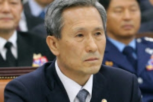 김관진 “사이버司, 효율적 조직으로 개편할 것”