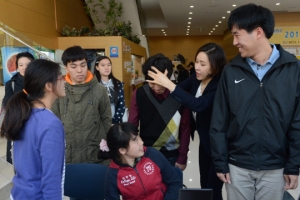 인사부터 하나씩… 장애인 취업박람회