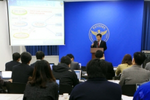 ‘중국 쌀 포대갈이’ 일당 적발…단속공무원도 가담