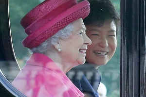 “동북아 첫 여성대통령”… 英왕실 9년만에 韓국빈 재초청 이례적