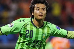 돌아온 동국  vs  물오른 신욱