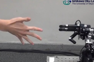 승률 100% ‘가위바위보 로봇’ 화제