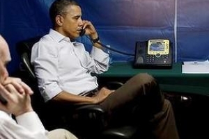 도청 피하려… ‘텐트’ 챙긴 오바마