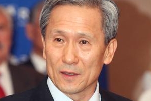 김 국방 “北, 우라늄 이용 핵무기 제조 가능”