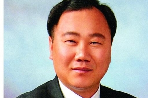 “친환경 식재료 사용률 20% 줄이기   학교급식 안전성 포기… 즉각 철회를”