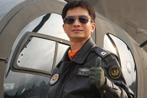 ‘올해의 탑헬리건’에 윤승진 준위