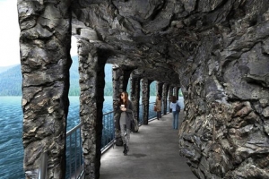 경북 울진 성류굴 새단장