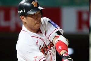 <프로야구> 한화, 정근우 70억원·이용규 67억원에 FA 영입