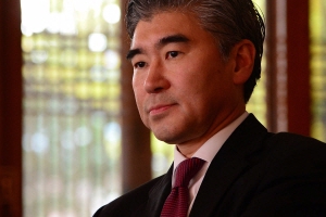 “日 군사적 역할 늘어도    한국 국익 피해 없을 것”