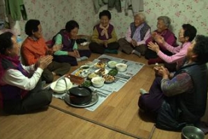 한지붕 한솥밥 여섯 할머니의 건강 비결