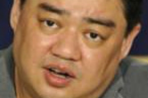 24년 망명 ‘톈안먼 주역’ 귀국 또 좌절