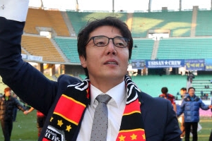 [프로축구] 지휘봉 3년 만에 2관왕 위업