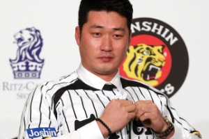 ‘한신맨’ 오승환 “구원 투수 타이틀 욕심난다”