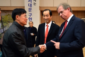 다니엘손 스웨덴 대사 복지정책 강연