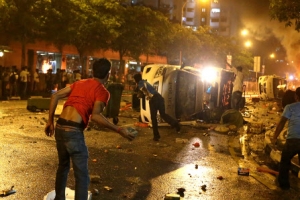 ‘저임금 불만’ 싱가포르서 44년만에 외국인 노동자 폭동