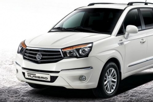 쌍용 코란도 투리스모