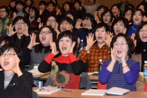 ‘하하 호호’ 친절 행정