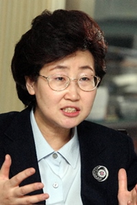 황인자 전 선진당 최고위원.