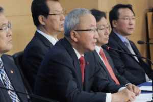 [무역투자진흥회의] “의료 영리화 분기점 넘었다” 관련단체 강력반발