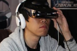 가상현실로 들어가는 꿈의 안경 ‘헤드마운트 디스플레이’ 체험해 보니…