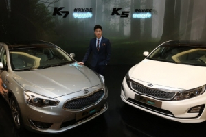 기아차 ‘K7·K5 하이브리드’ 공개