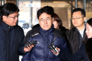 ‘채동욱 의혹’ 靑행정관 구속여부 밤늦게 결정