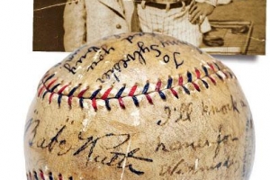 경매 나온 ‘예고 홈런볼’ 베이브 루스 또 홈런칠까