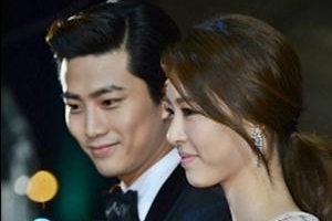 ‘결혼전야’ 이연희 옥택연, 부산국제영화제 ‘최강 비주얼 커플’ 등극