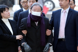 횡령·배임 의혹 이석채 前 KT회장 19일 소환