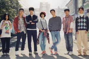 과거로 추억여행 떠나 개인사 몰래 훔쳐보고 먹방보며 허기 달래다