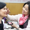 [나눔이 희망이다] 아모레퍼시픽, 그녀만을 위한 메이크업… 암 고통도 훌훌