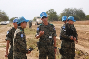 日 “한빛부대장이 전화로 탄약 요청”… 집단자위권 허용 빌미 되나