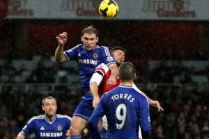 승부 못가른 빗속 혈투