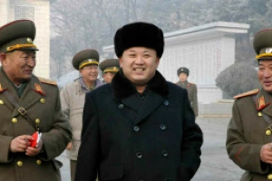 北김정은 “전쟁은 언제 한다고 미리 광고하지 않아” 군부대 시찰