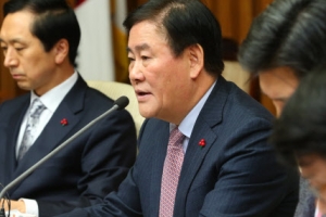 최경환 “국회 ‘아베 규탄결의안’ 채택해야”