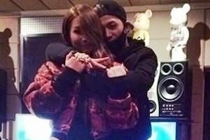 씨엘 태양 백허그샷, 태양의 손 어디에? ‘의심스러운 두 사람’