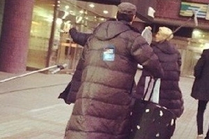 샤이니 출근길 포착, 마이크와 캐리어는 우리가 직접 ‘화기애애’