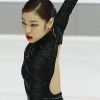 김연아 프리의상 변화… 검은색에 보라색 가미